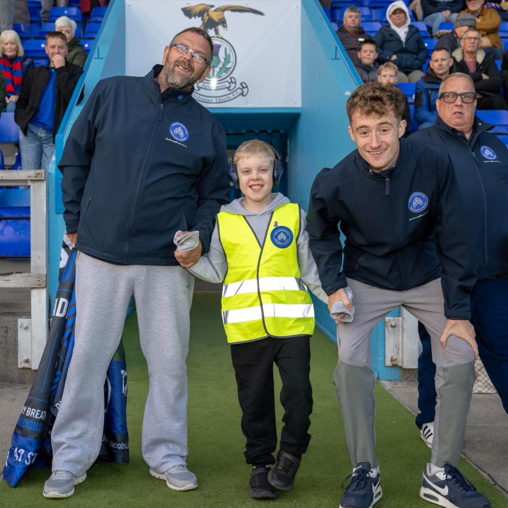 Jacob McDonald is completing 10 laps of every SPFL pitch to raise awareness and funds for families affected by Pulmonary Fibrosis 